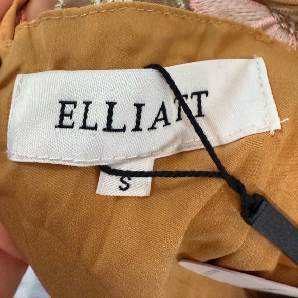 Elliatt Shannon 3D Floral Midi Dress In Pink - Picture 6 of 6